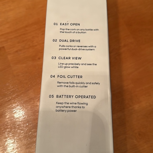 Sharper Image Automatic Wine Opener w/Removable Foil Cutter - Picture 5 of 5